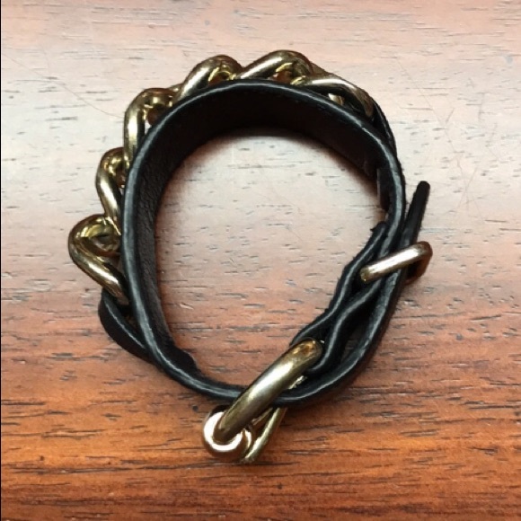 Black Faux Leather Chain Belt Bracelet NWOT - Picture 2 of 5